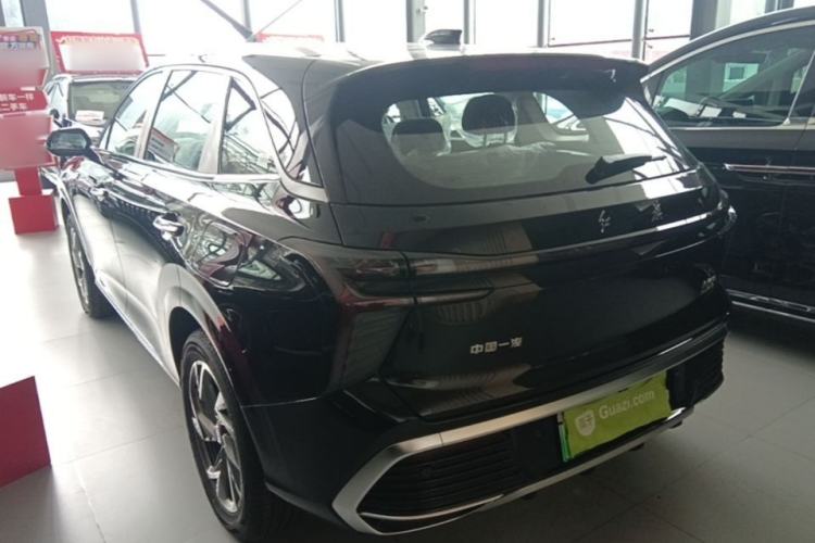 Used Hongqi HS3 PHEV 2025 Model 125km Jingwei 2 Millionth Anniversary Edition Rear Left 45 Deg