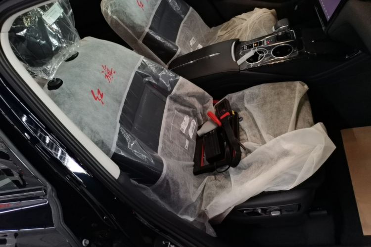Used Hongqi HS3 PHEV 2025 Model 117km Jingwei Edition Right Front Seat