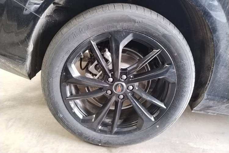 Used Hongqi HS3 PHEV 2025 Model 117km Jingwei Edition Right Rear Wheel Hub