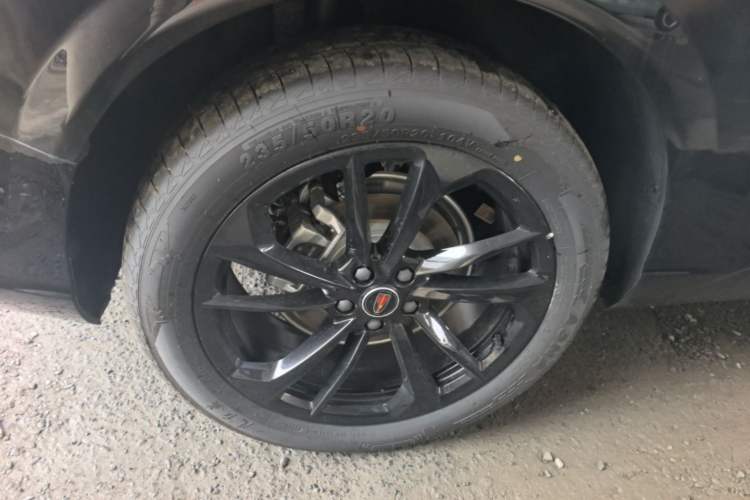 Used Hongqi HS3 PHEV 2025 Model PHEV 117km Jingwei PLUS Edition Right Rear Wheel Hub
