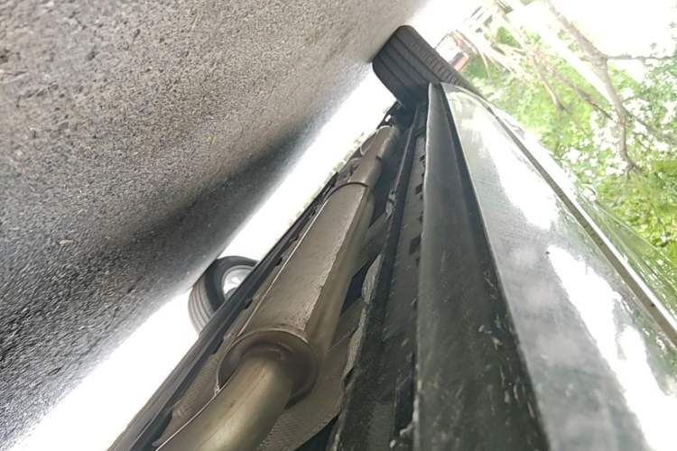 Used Hongqi HS3 PHEV 2025 Model 125km Jingwei 2 Millionth Anniversary Edition Right Side Sill