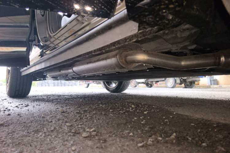 Used Hongqi HS3 PHEV 2025 Model PHEV 117km Jingwei PLUS Edition Right Side Sill