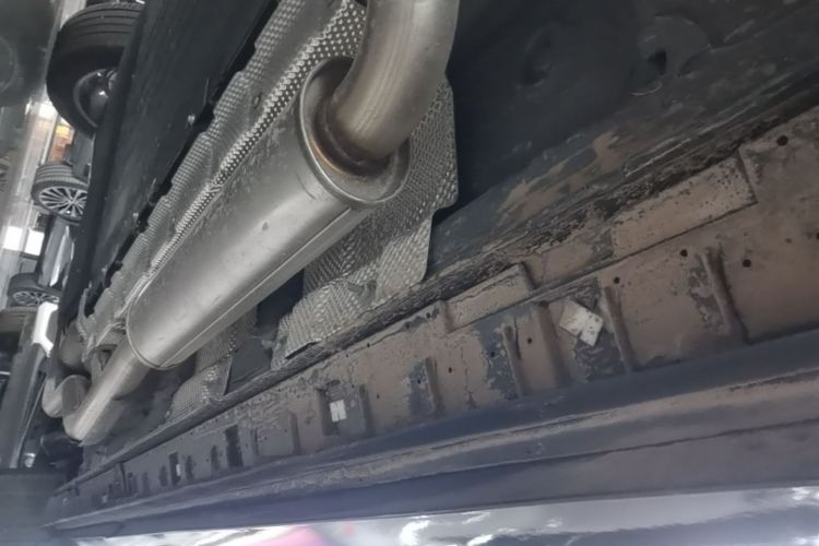 Used Hongqi HS3 PHEV 2025 Model 117km Jingwei Edition Right Side Sill