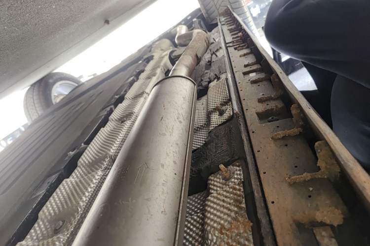 Used Hongqi HS3 PHEV 2025 Model 117km Jingwei Edition Right Side Sill