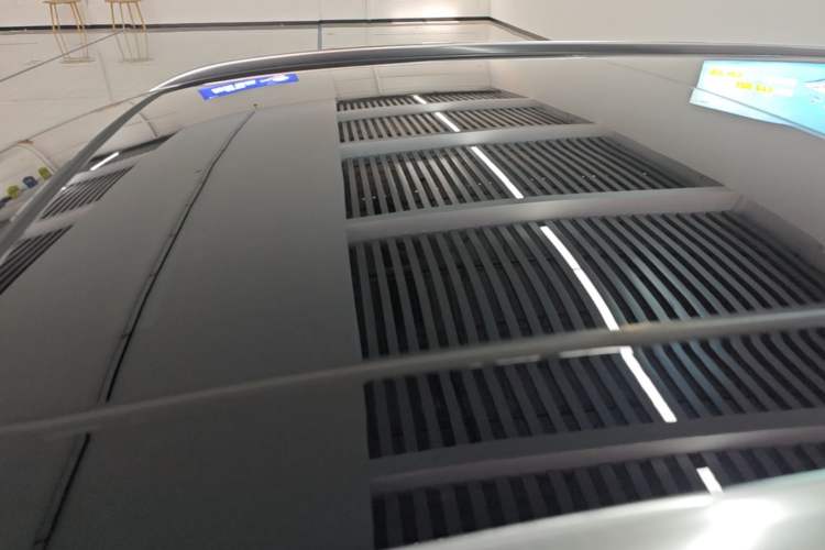 Used Hongqi HS3 PHEV 2025 Model 125km Jingwei PLUS 2 Millionth Anniversary Edition Roof