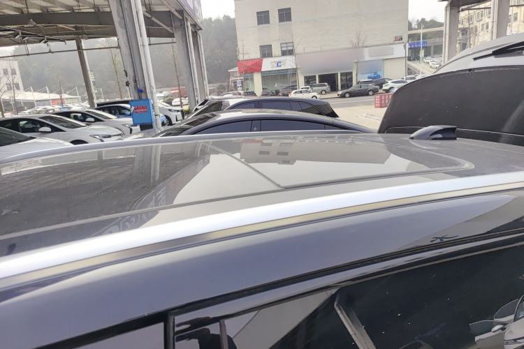 Used Hongqi HS3 PHEV 2025 Model 117km Jingwei Edition Roof