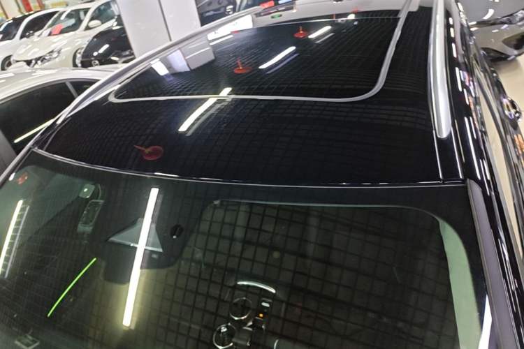 Used Hongqi HS3 PHEV 2025 Model PHEV 117km Jingwei PLUS Edition Roof