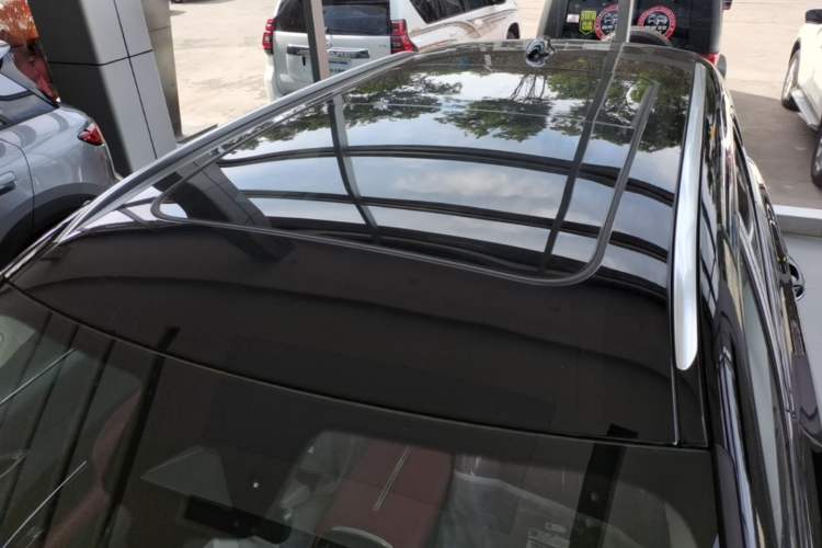 Used Hongqi HS3 PHEV 2025 Model 125km Jingwei PLUS 2 Millionth Anniversary Edition Roof