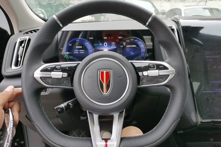 Used Hongqi HS3 PHEV 2025 Model 117km Jingwei Edition Steering Wheel