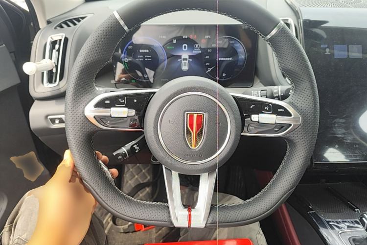 Used Hongqi HS3 PHEV 2025 Model 117km Jingwei Edition Steering Wheel