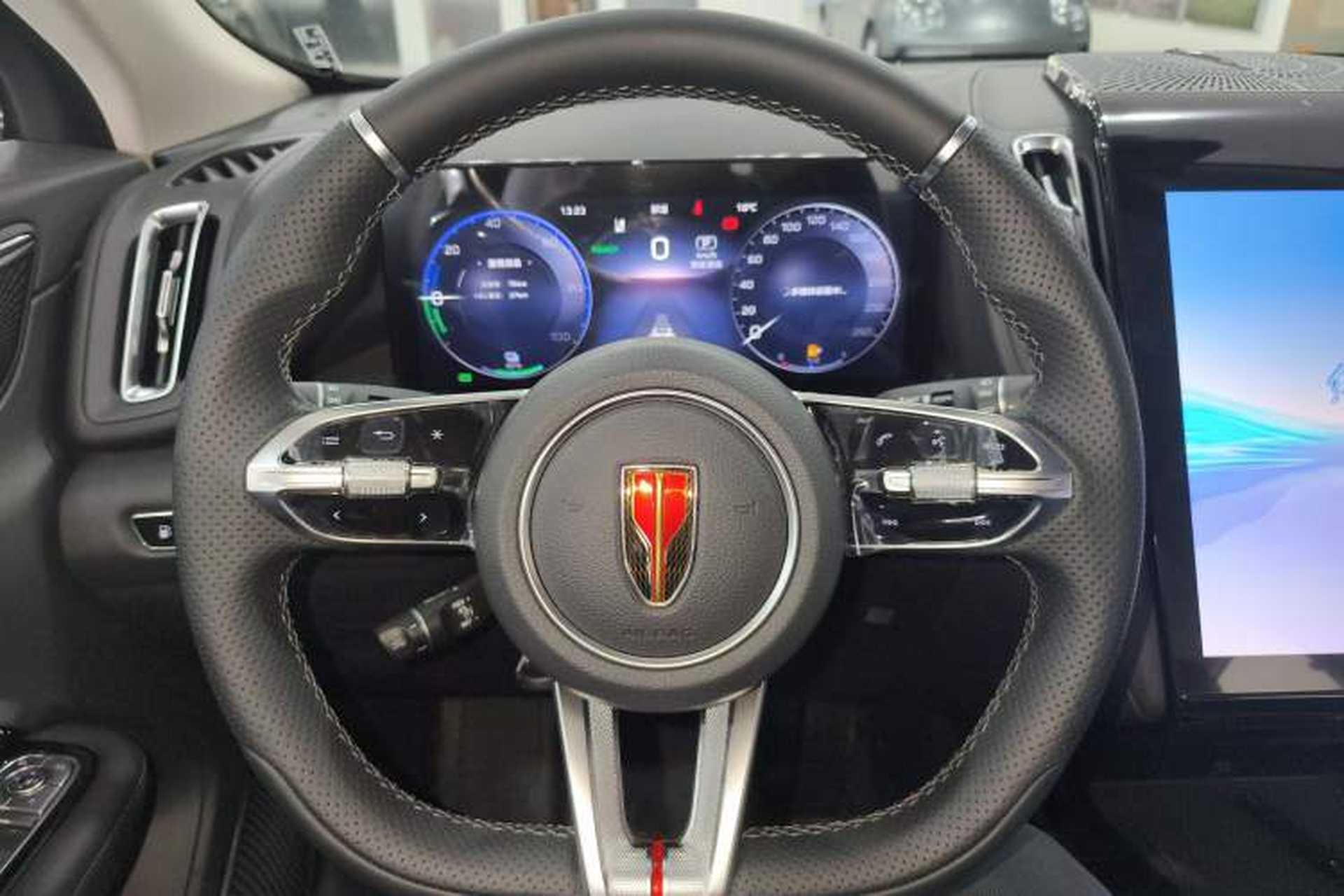Used Hongqi HS3 PHEV 2025 Model 117km Jingwei Edition Steering Wheel