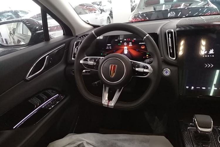 Used Hongqi HS3 PHEV 2025 Model 117km Jingwei Edition Steering Wheel