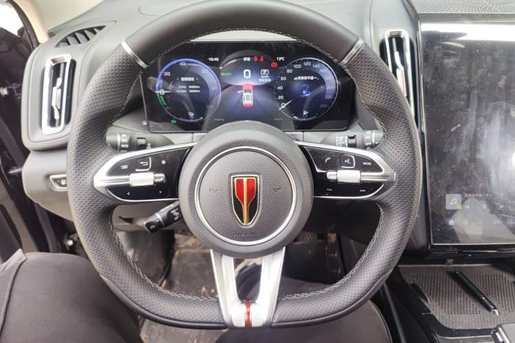 Used Hongqi HS3 PHEV 2025 Model 117km Jingwei Edition Steering Wheel