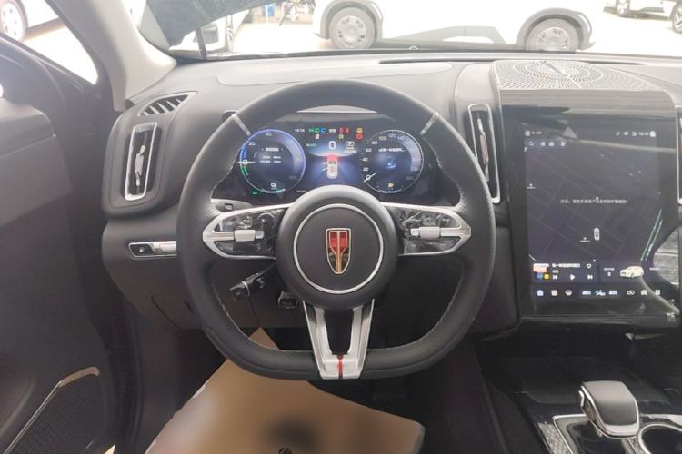 Used Hongqi HS3 PHEV 2025 Model 125km Jingwei 2 Millionth Anniversary Edition Steering Wheel