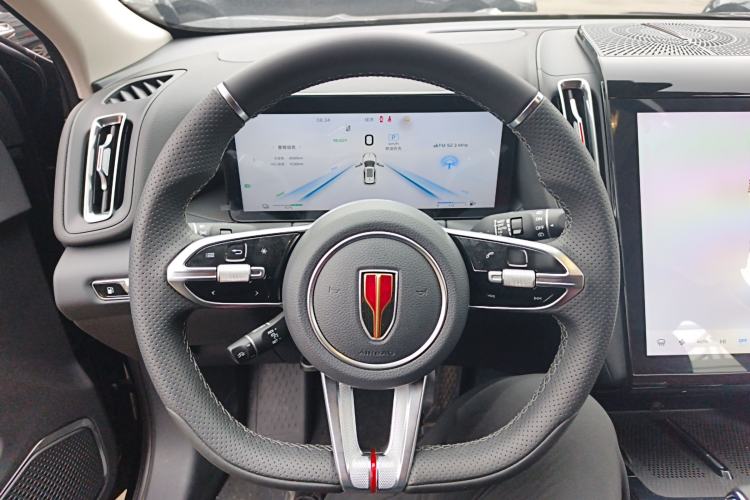 Used Hongqi HS3 PHEV 2025 Model 125km Jingwei 2 Millionth Anniversary Edition Steering Wheel