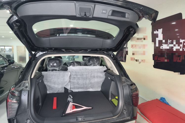 Used Hongqi HS3 PHEV 2025 Model PHEV 117km Jingwei PLUS Edition Trunk
