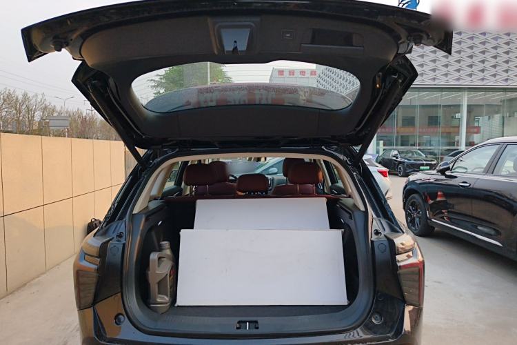 Used Hongqi HS3 PHEV 2025 Model 125km Jingwei PLUS 2 Millionth Anniversary Edition Trunk