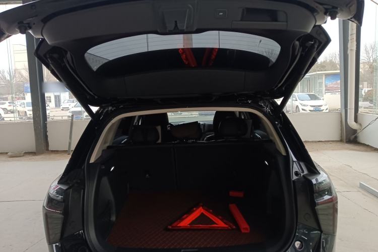 Used Hongqi HS3 PHEV 2025 Model 117km Jingwei Edition Trunk