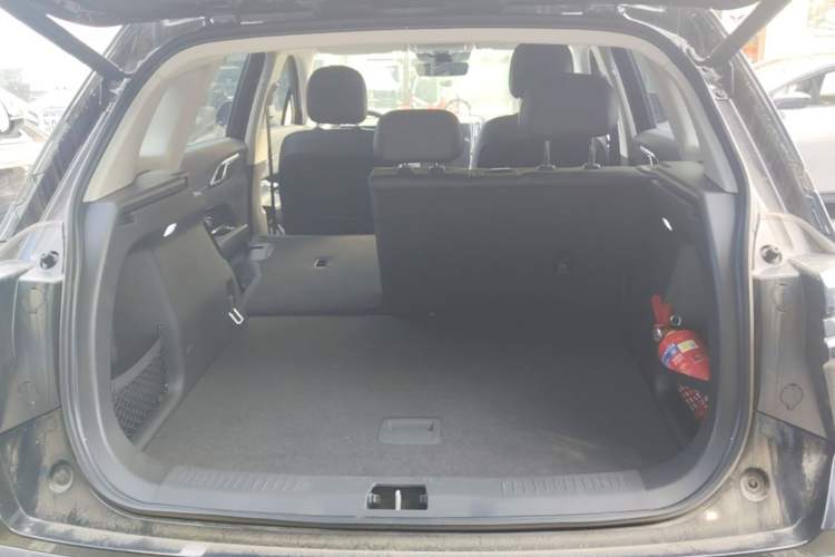 Used Hongqi HS3 PHEV 2025 Model 117km Jingwei Edition Trunk