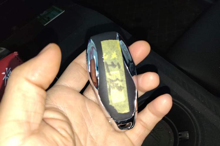 Used Hongqi HS3 PHEV 2025 Model 125km Jingwei PLUS 2 Millionth Anniversary Edition Vehicle Key