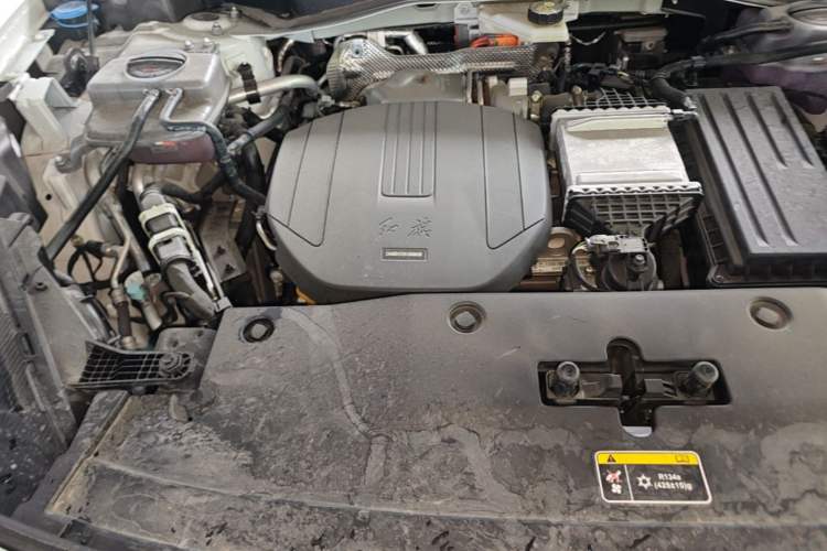Used Hongqi HS3 PHEV 2025 Model PHEV 117km Jingwei PLUS Edition Engine Bay Right