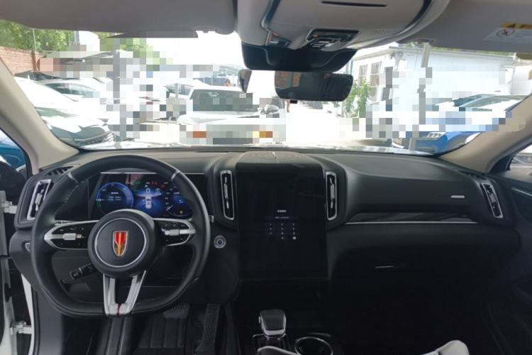 Used Hongqi HS3 PHEV 2025 Model PHEV 117km Jingwei PLUS Edition Center Console