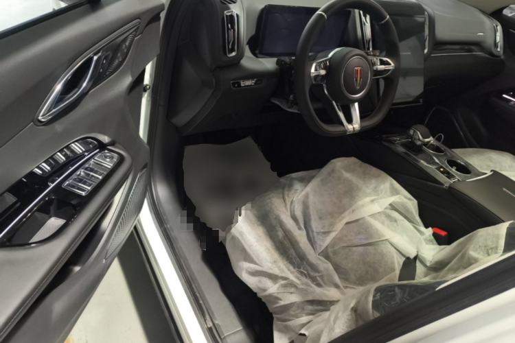 Used Hongqi HS3 PHEV 2025 Model 125km Jingwei 2 Millionth Anniversary Edition Driver Seat