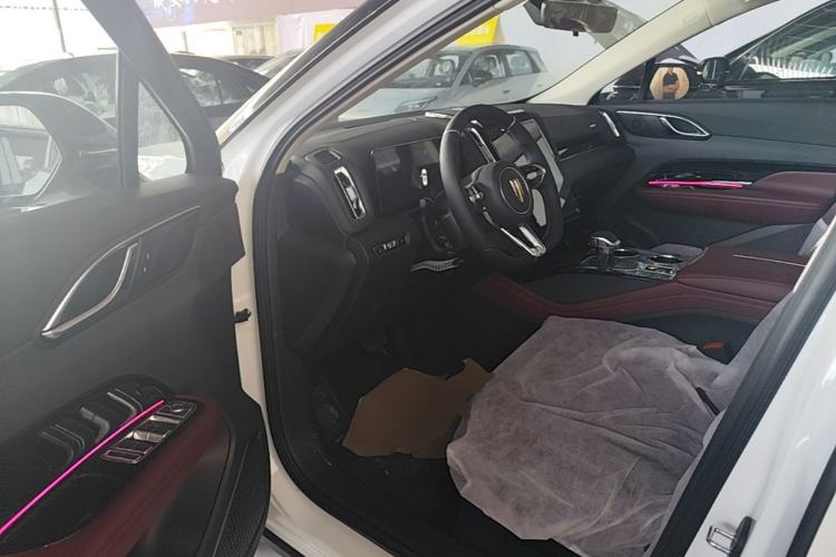 Used Hongqi HS3 PHEV 2025 Model 125km Jingwei 2 Millionth Anniversary Edition Driver Seat