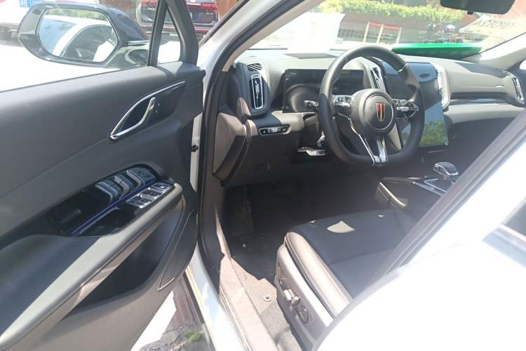 Used Hongqi HS3 PHEV 2025 Model PHEV 117km Jingwei PLUS Edition Driver Seat