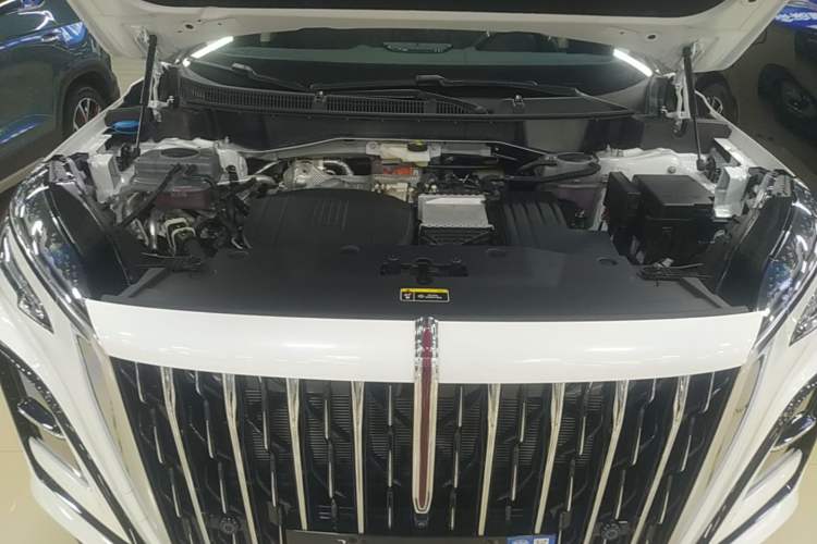Used Hongqi HS3 PHEV 2025 Model PHEV 117km Jingwei PLUS Edition Engine Bay