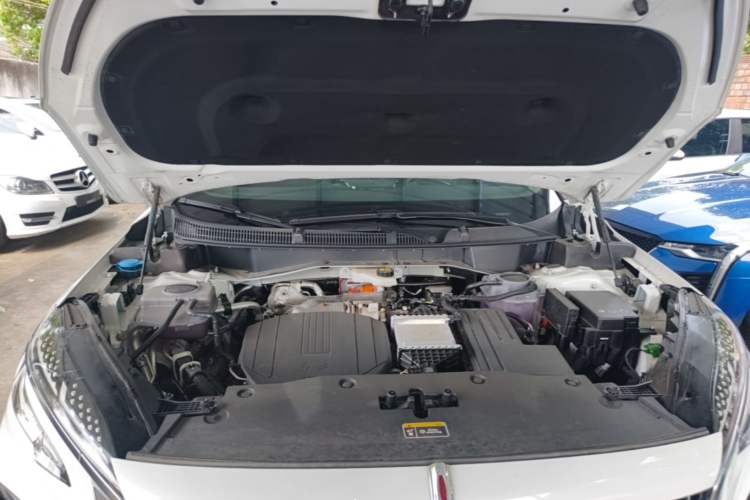 Used Hongqi HS3 PHEV 2025 Model PHEV 117km Jingwei PLUS Edition Engine Bay
