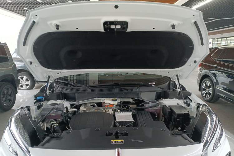 Used Hongqi HS3 PHEV 2025 Model PHEV 117km Jingwei PLUS Edition Engine Bay