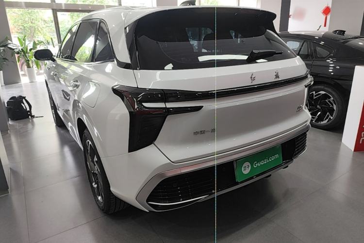 Used Hongqi HS3 PHEV 2025 Model 117km Jingwei Edition Exterior 2