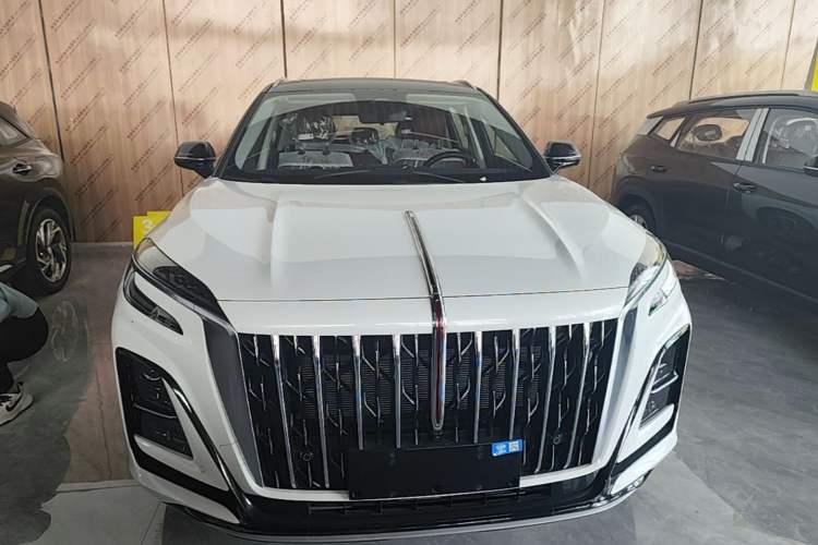 Used Hongqi HS3 PHEV 2025 Model 125km Jingwei 2 Millionth Anniversary Edition Front