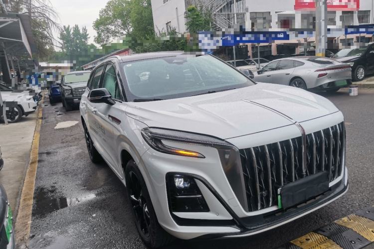Used Hongqi HS3 PHEV 2025 Model PHEV 117km Jingwei PLUS Edition Front Right 45 Deg