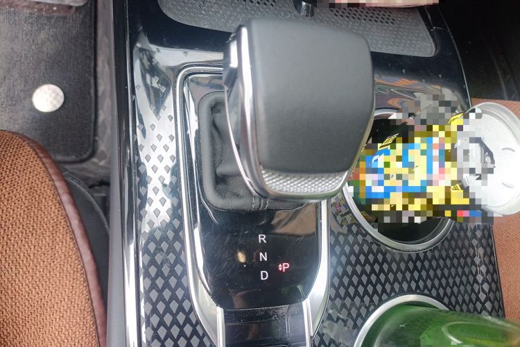 Used Hongqi HS3 PHEV 2025 Model 125km Jingwei 2 Millionth Anniversary Edition Gear Lever
