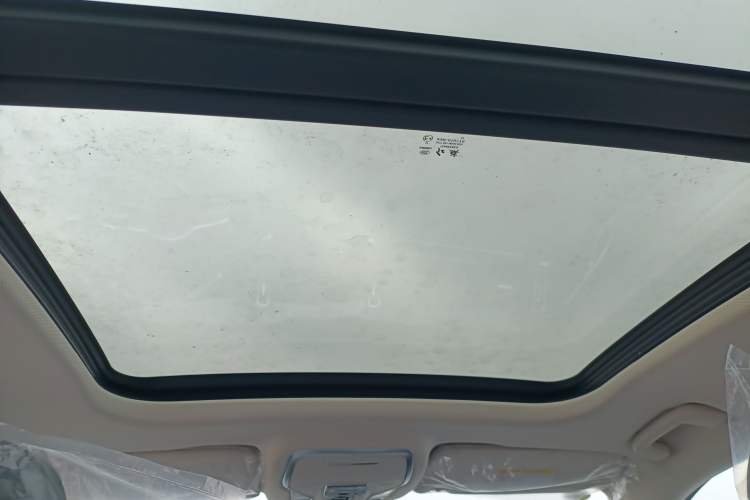 Used Hongqi HS3 PHEV 2025 Model PHEV 117km Jingwei PLUS Edition Headliner