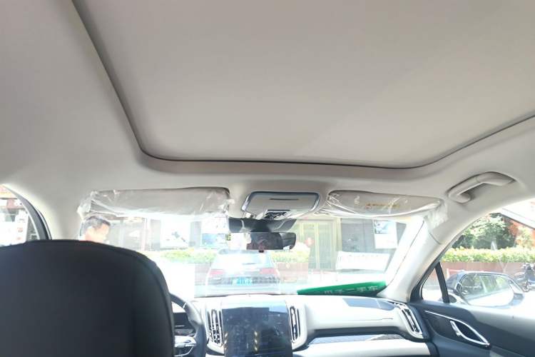 Used Hongqi HS3 PHEV 2025 Model PHEV 117km Jingwei PLUS Edition Headliner
