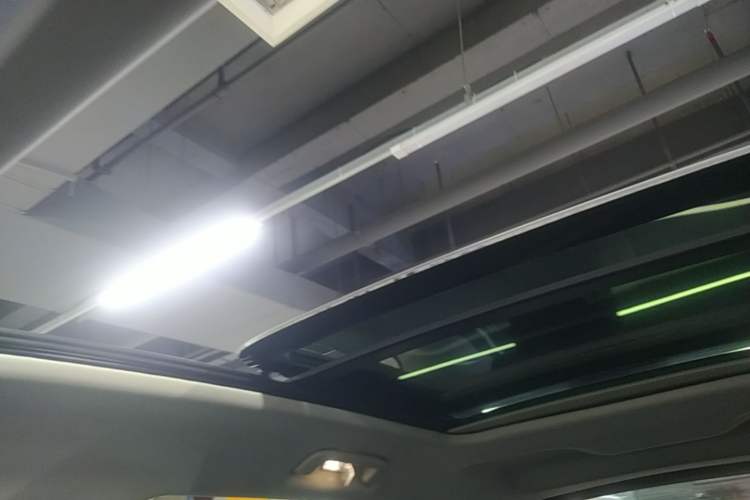 Used Hongqi HS3 PHEV 2025 Model PHEV 117km Jingwei PLUS Edition Headliner