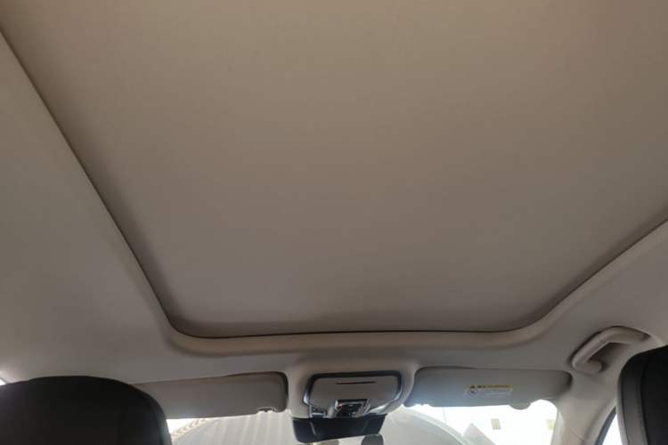 Used Hongqi HS3 PHEV 2025 Model 125km Jingwei 2 Millionth Anniversary Edition Headliner