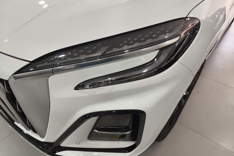 Used Hongqi HS3 PHEV 2025 Model PHEV 117km Jingwei PLUS Edition Left Front Headlight