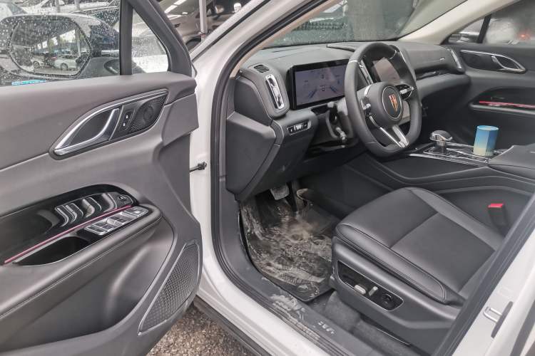 Used Hongqi HS3 PHEV 2025 Model PHEV 117km Jingwei PLUS Edition Left Front Seat