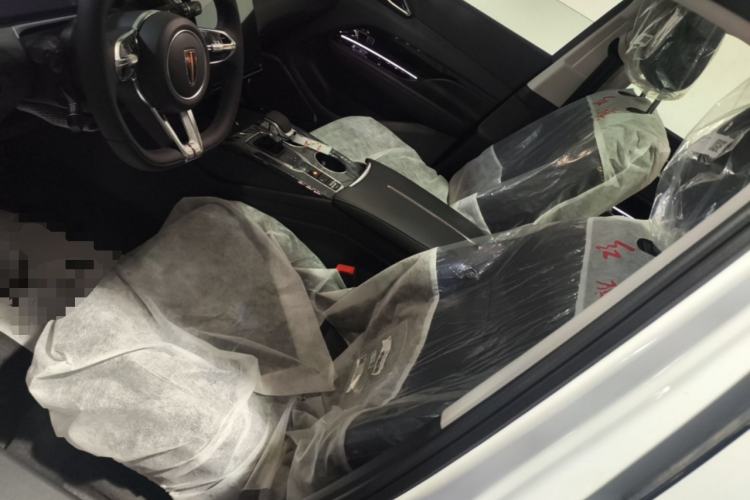 Used Hongqi HS3 PHEV 2025 Model 125km Jingwei 2 Millionth Anniversary Edition Left Front Seat