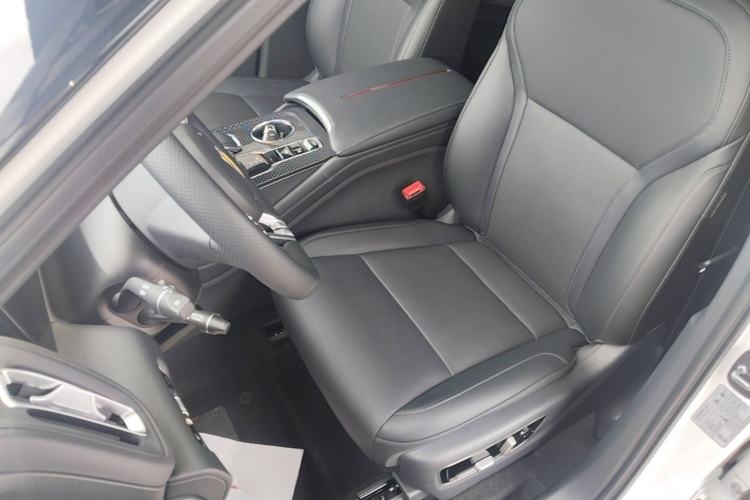 Used Hongqi HS3 PHEV 2025 Model PHEV 117km Jingwei PLUS Edition Left Front Seat