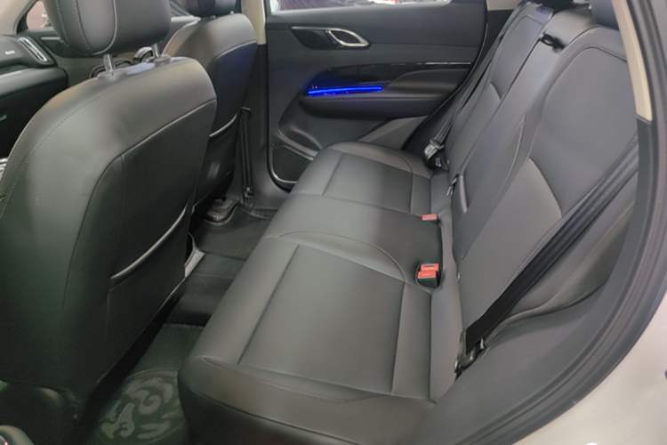 Used Hongqi HS3 PHEV 2025 Model PHEV 117km Jingwei PLUS Edition Left Rear Seat
