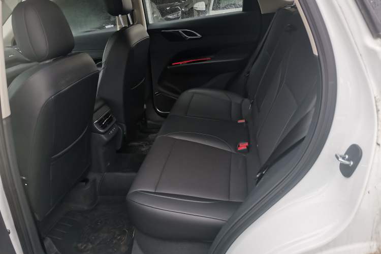 Used Hongqi HS3 PHEV 2025 Model PHEV 117km Jingwei PLUS Edition Left Rear Seat