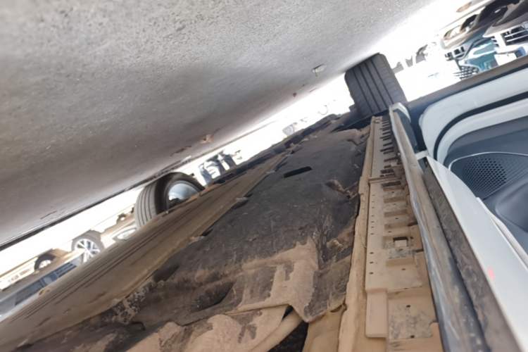 Used Hongqi HS3 PHEV 2025 Model PHEV 117km Jingwei PLUS Edition Left Side Sill