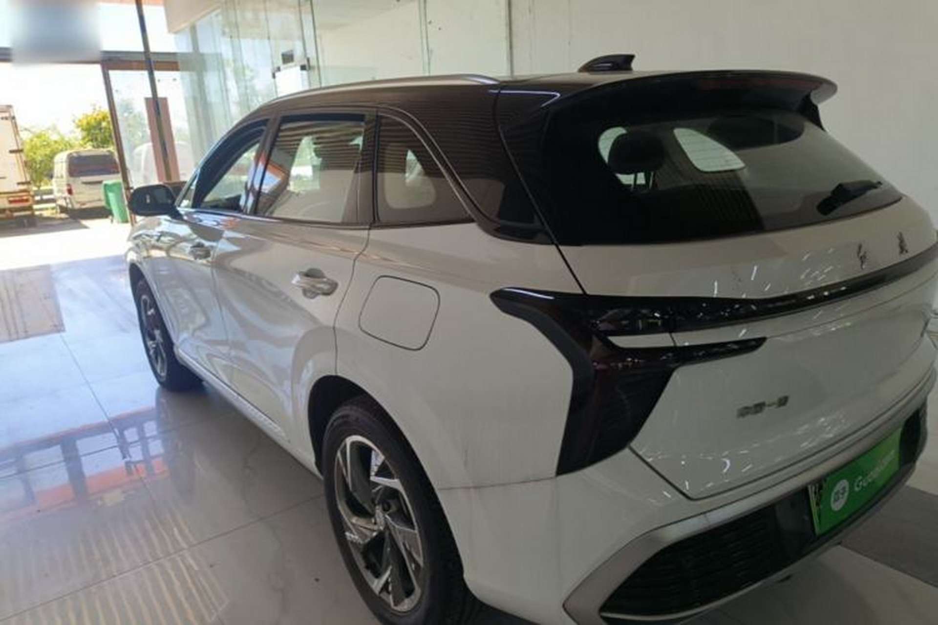 Used Hongqi HS3 PHEV 2025 Model 125km Jingwei 2 Millionth Anniversary Edition Rear Left 45 Deg