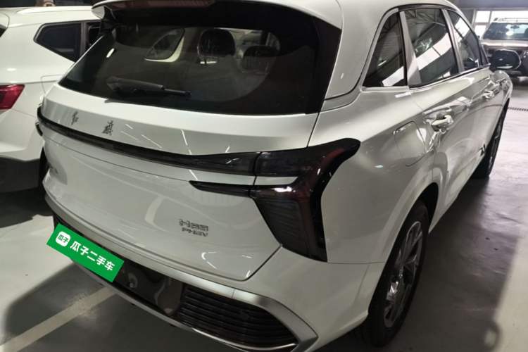 Used Hongqi HS3 PHEV 2025 Model 125km Jingwei 2 Millionth Anniversary Edition Rear Right 45 Deg