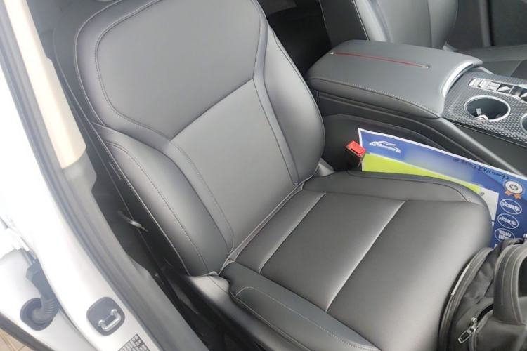 Used Hongqi HS3 PHEV 2025 Model PHEV 117km Jingwei PLUS Edition Right Front Seat